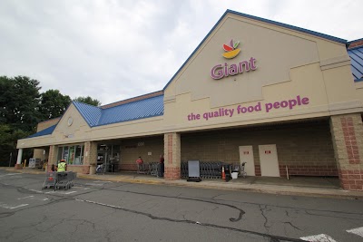 Giant Pharmacy